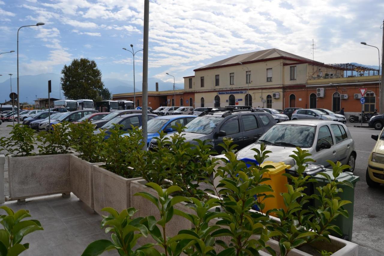 Manfredi Apartments Torre Annunziata Exterior foto